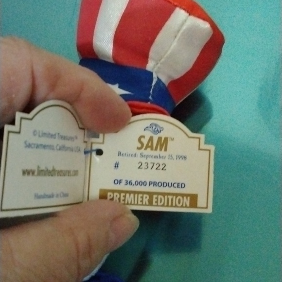 Vintage: Limited Treasures Beanies - Picture 9 of 9